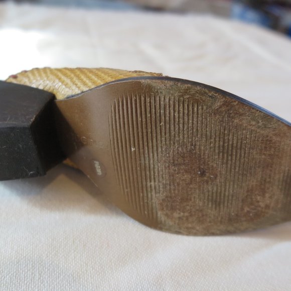 BCB Girls Clogs Women's Size 8.5 - Picture 6 of 7